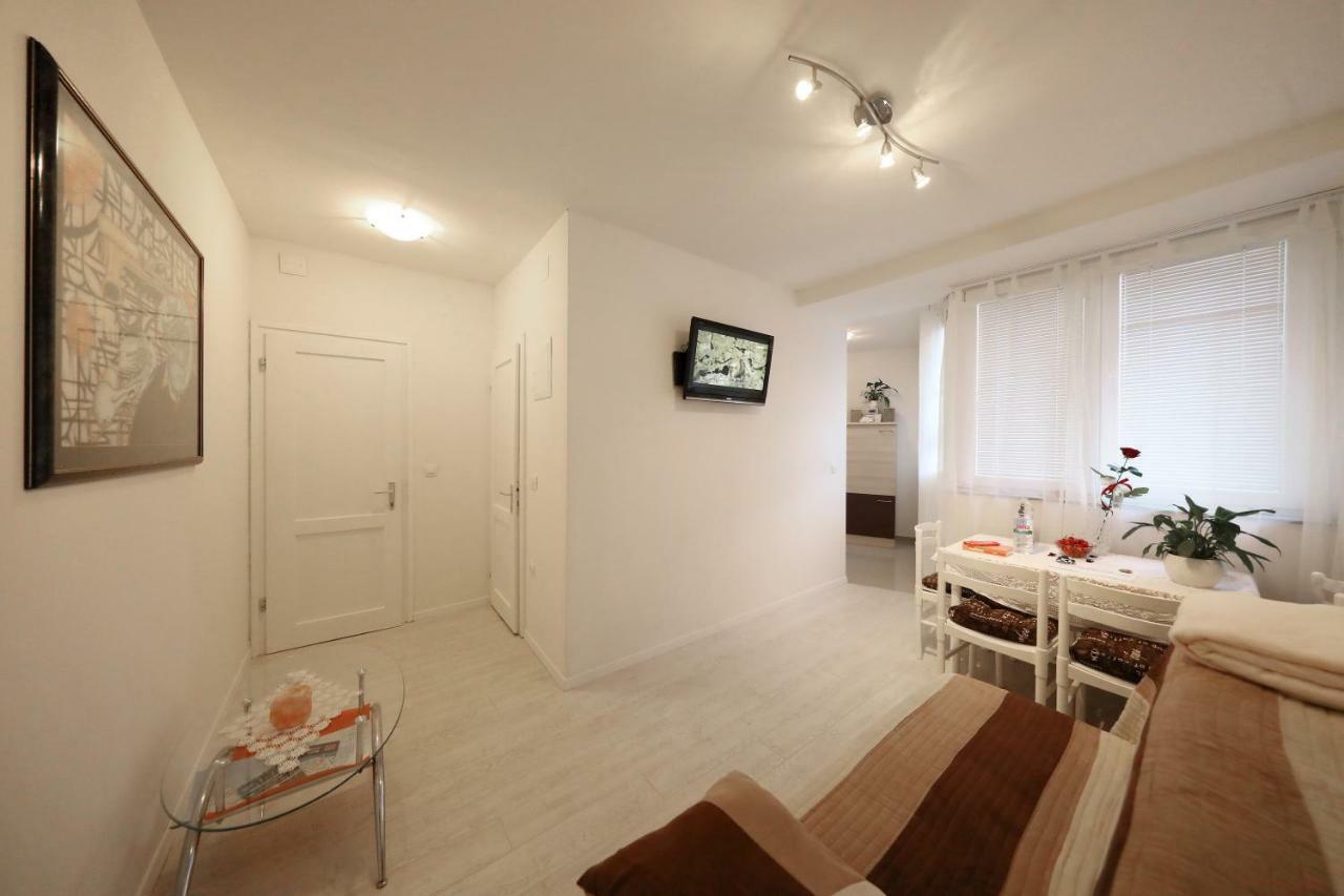 Apartment Luci Zadar Buitenkant foto