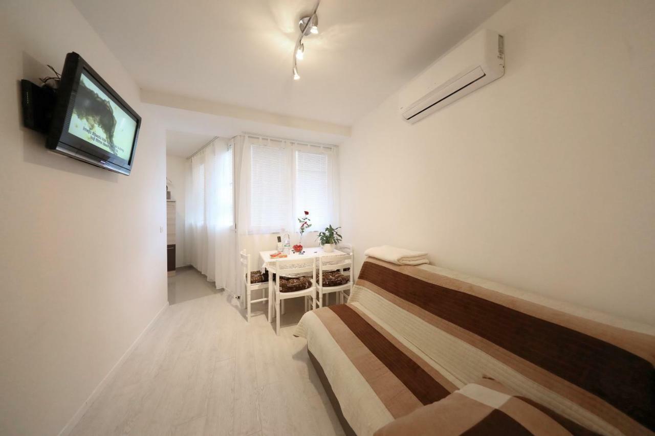Apartment Luci Zadar Buitenkant foto